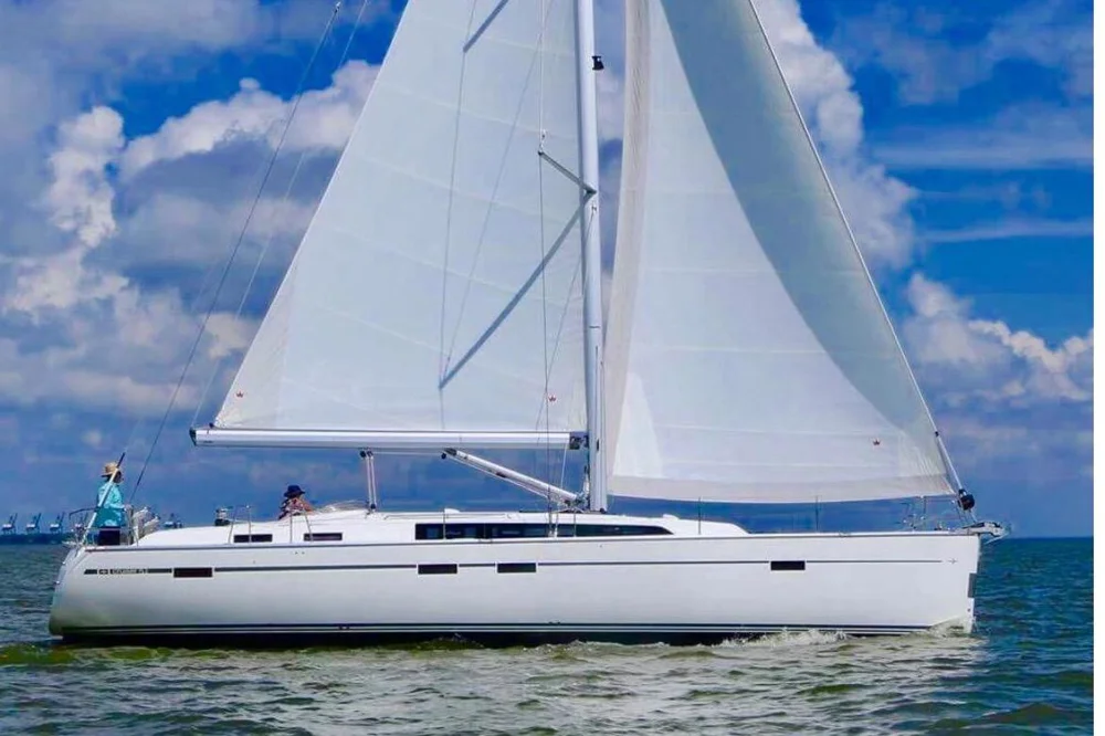 BoatPhoto.coverAlt