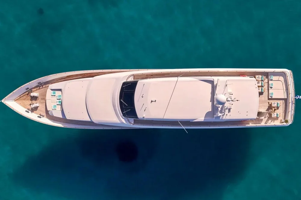BoatPhoto.alt