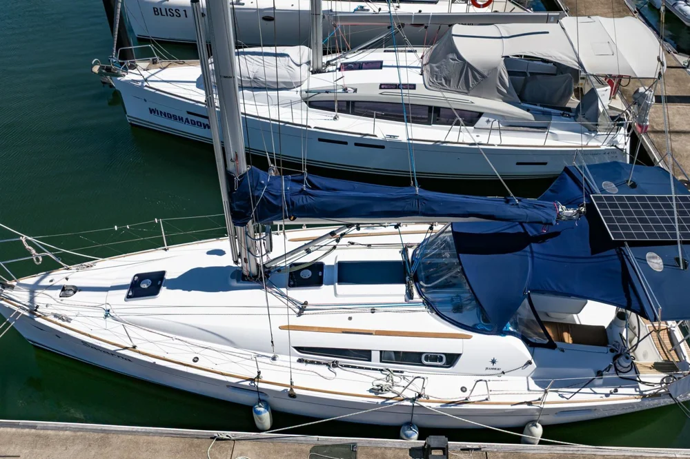 BoatPhoto.alt