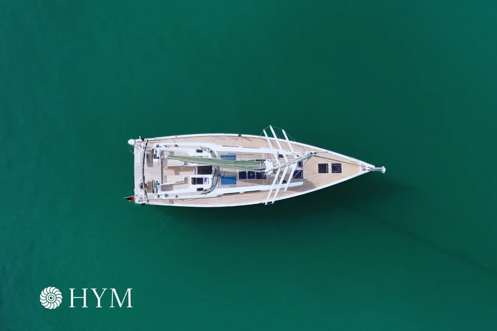 BoatPhoto.coverAlt