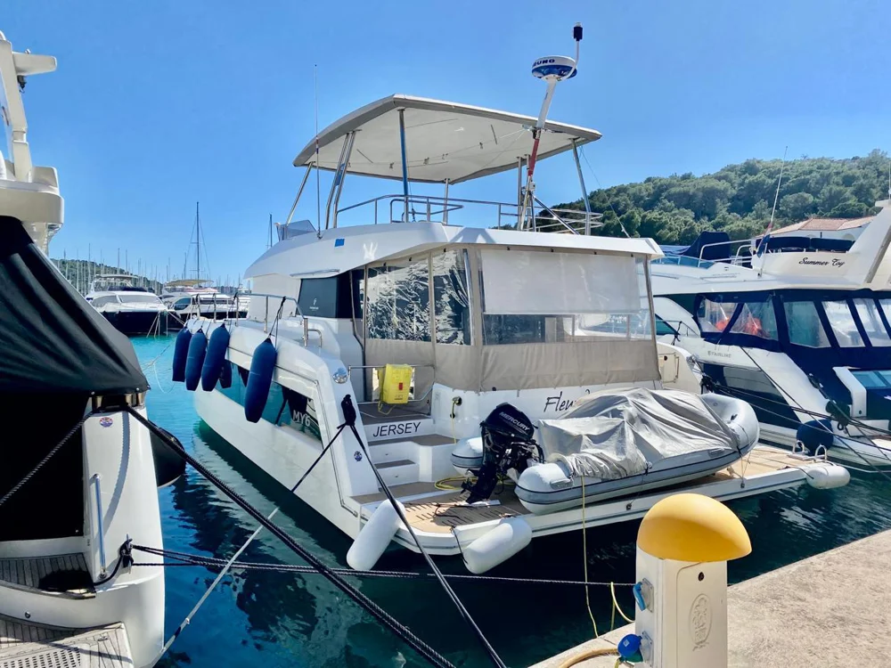 BoatPhoto.alt