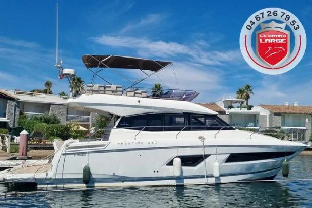 BoatPhoto.coverAlt