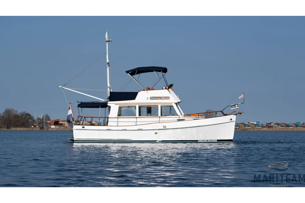 BoatPhoto.coverAlt