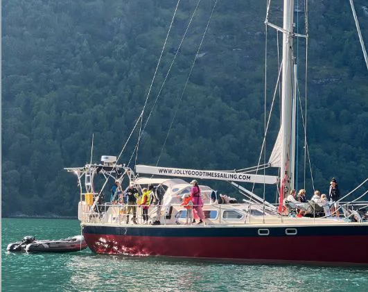 BoatPhoto.alt