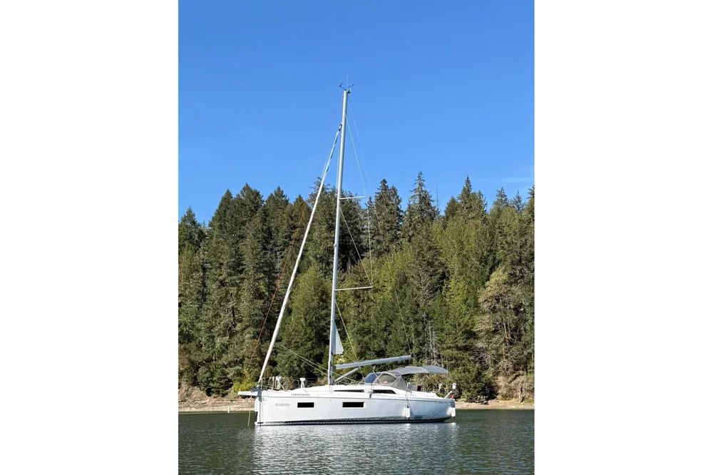 BoatPhoto.coverAlt