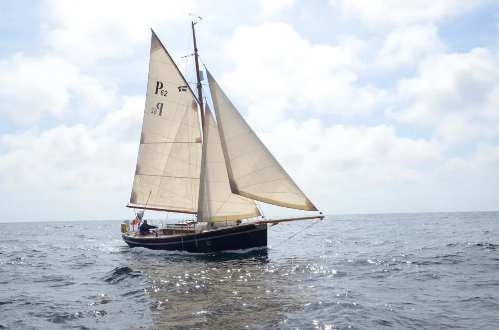 BoatPhoto.coverAlt