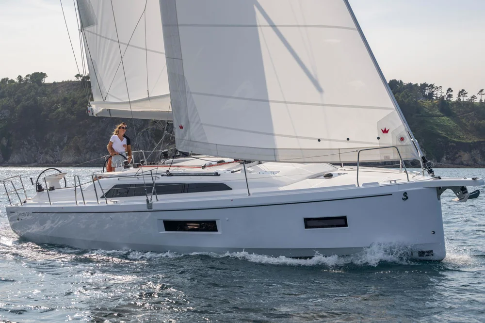 BoatPhoto.coverAlt