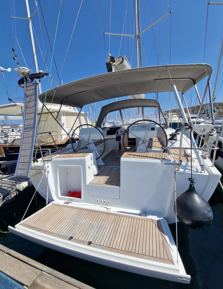 BoatPhoto.coverAlt