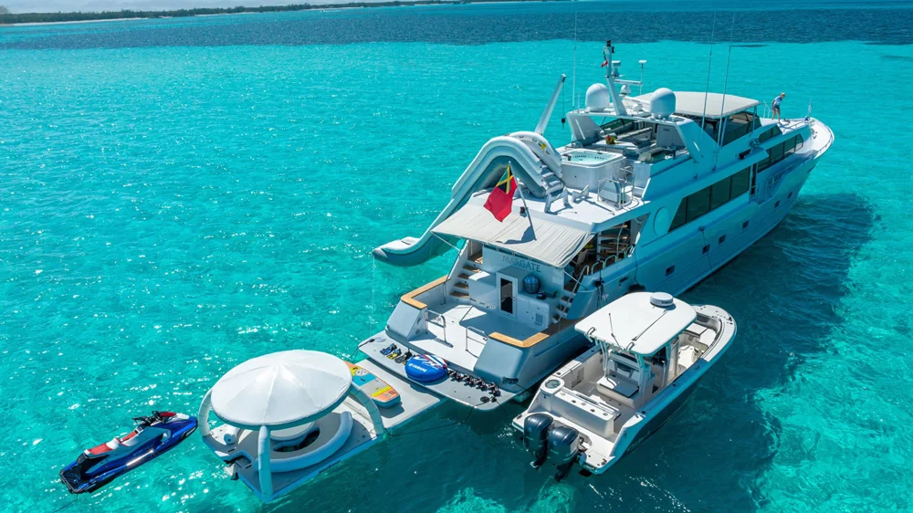 BoatPhoto.alt