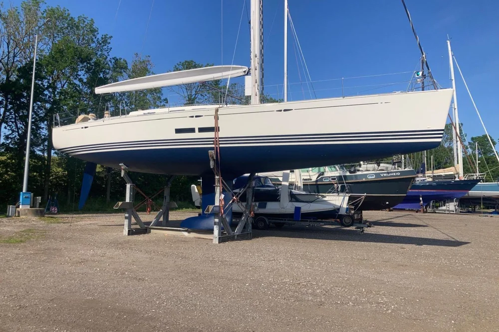 BoatPhoto.coverAlt