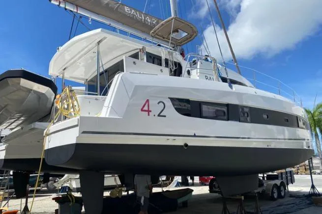BoatPhoto.coverAlt