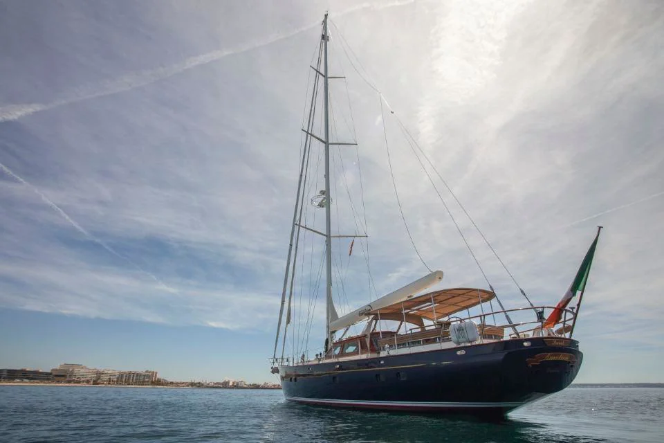 BoatPhoto.alt