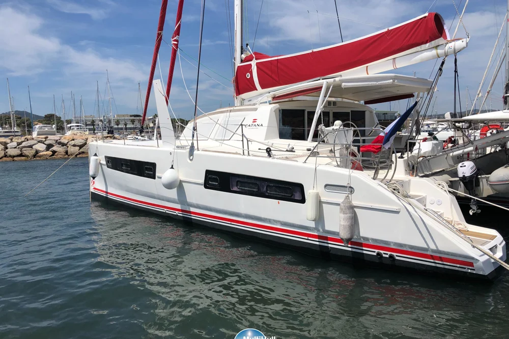 BoatPhoto.coverAlt