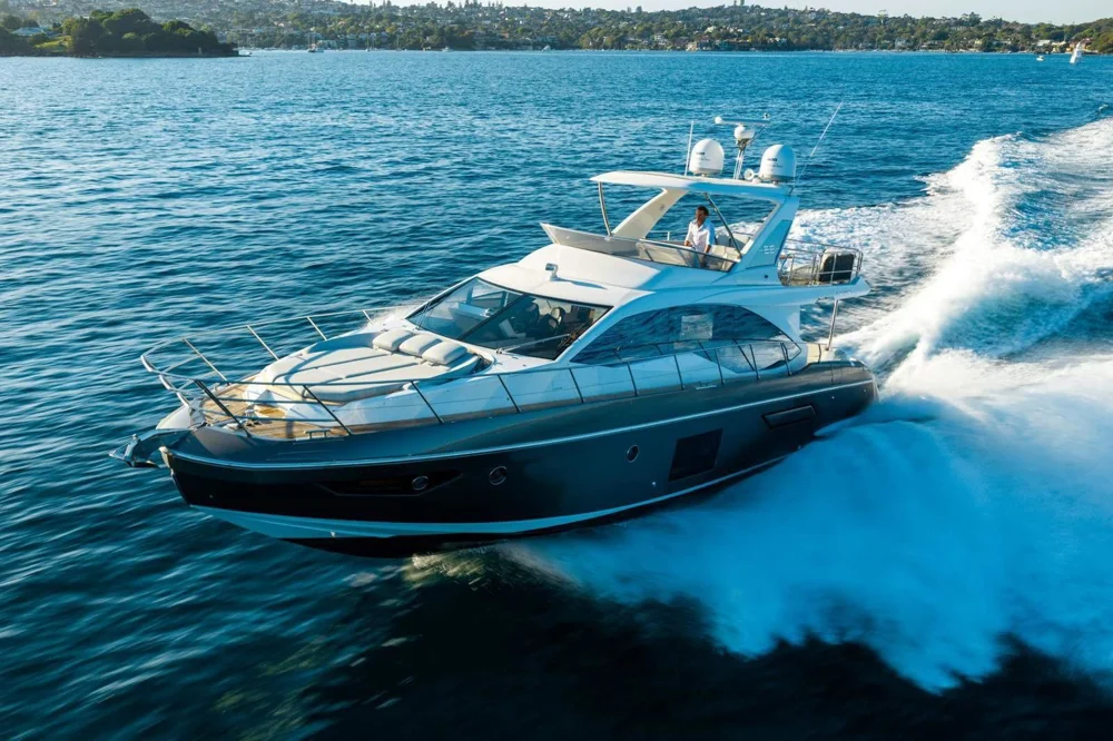 BoatPhoto.coverAlt