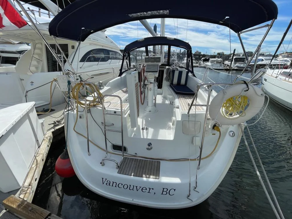 2006 BENETEAU 343 for sale in Sidney, Canada, photo 3 of 5