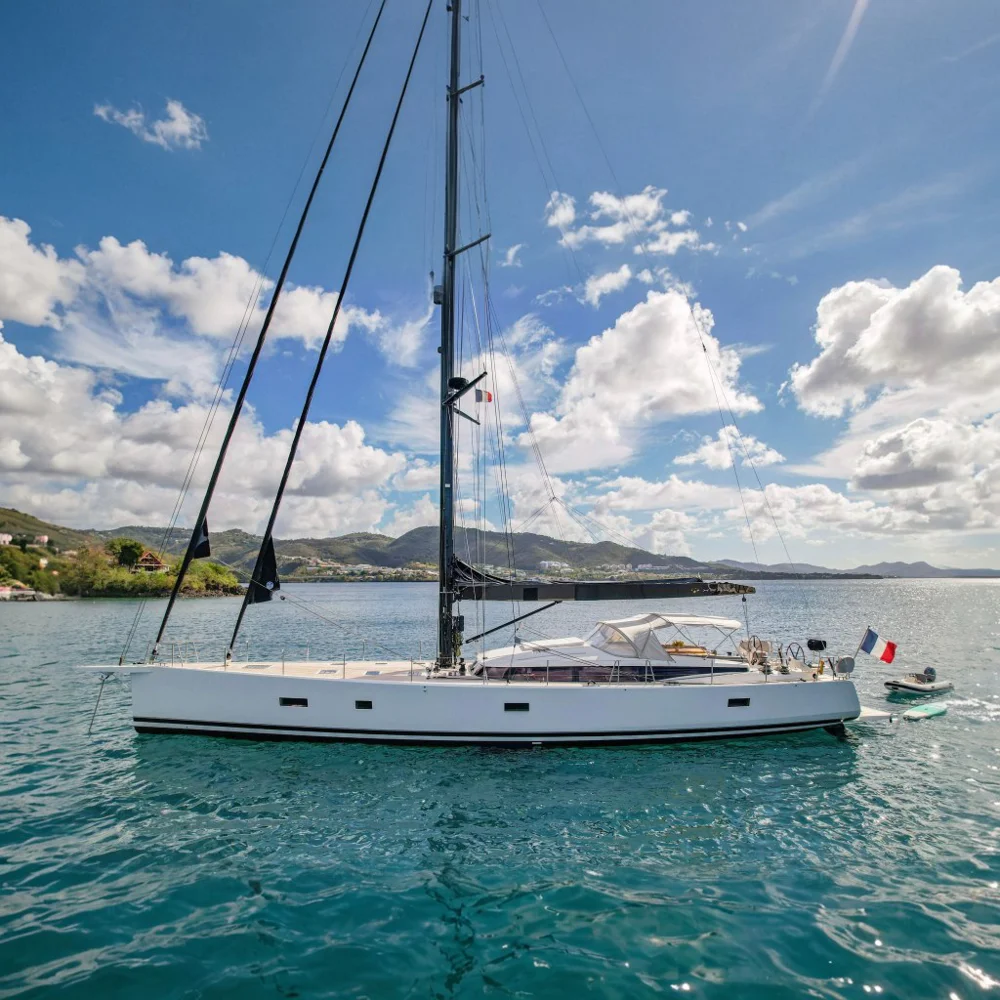 BoatPhoto.coverAlt