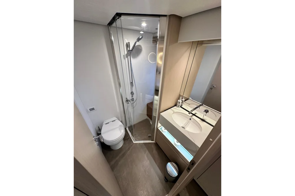 2022 Azimut 68 for sale in Álimos, Greece, photo 5 of 5
