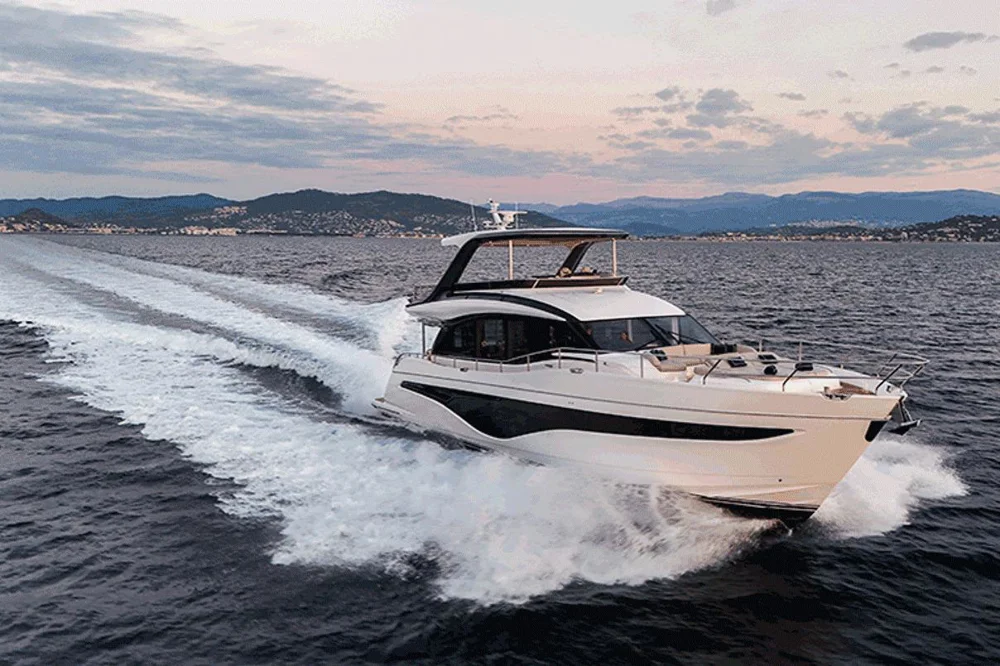 2025 Princess Yachts Y72 for sale in La Napoule, France, photo 3 of 5