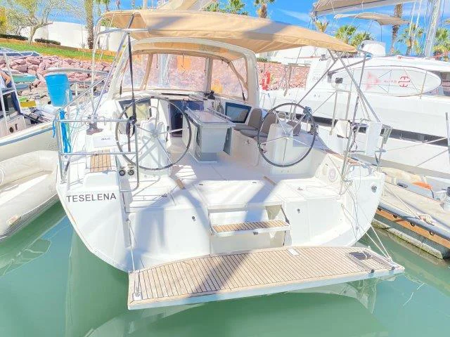 BoatPhoto.coverAlt