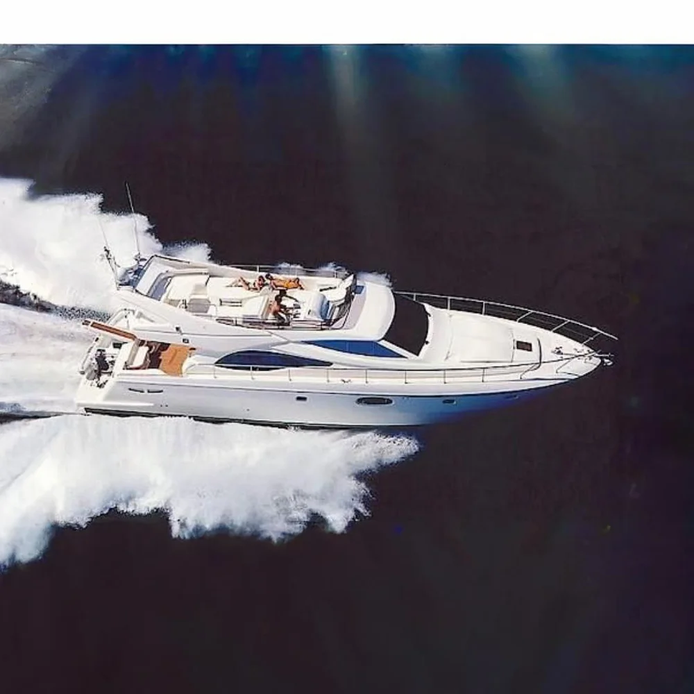 BoatPhoto.coverAlt