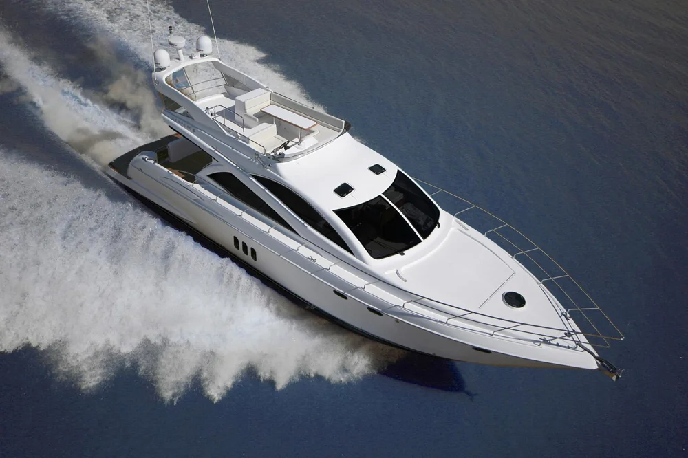 BoatPhoto.coverAlt