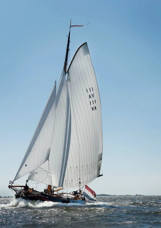 BoatPhoto.coverAlt
