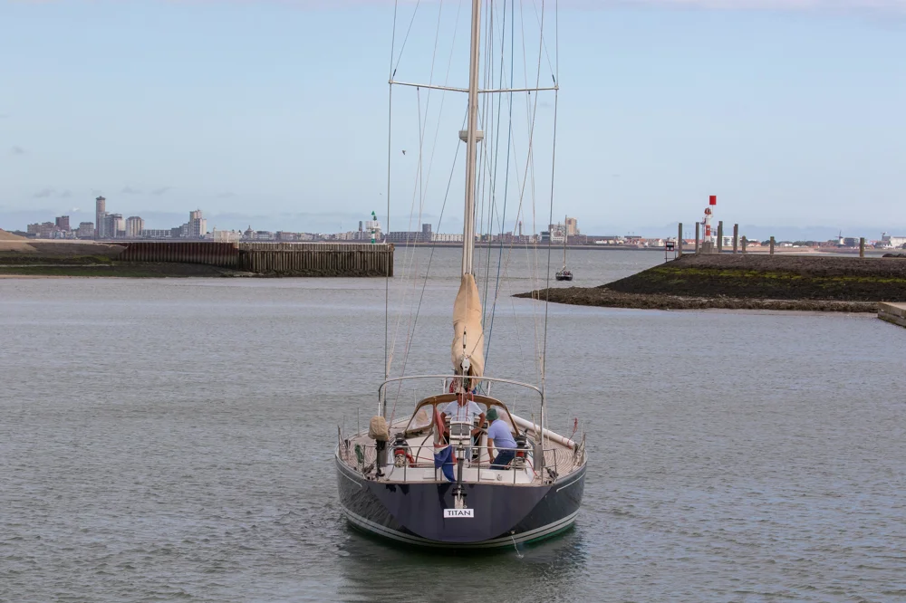 BoatPhoto.alt