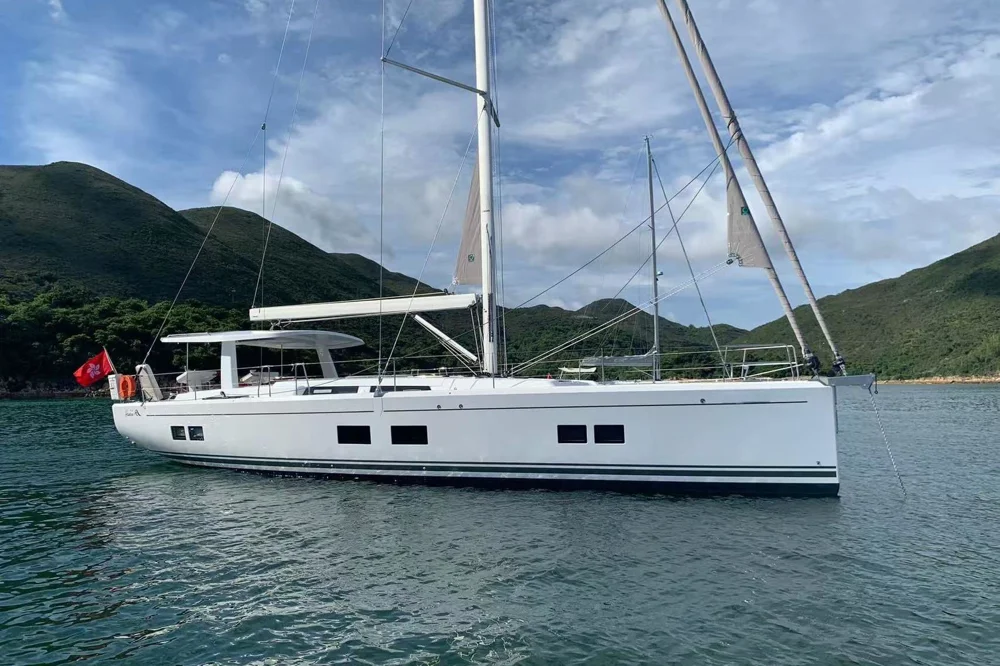 BoatPhoto.coverAlt