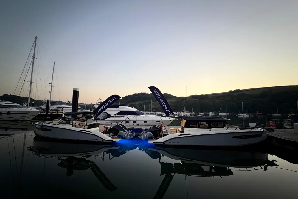 BoatPhoto.alt