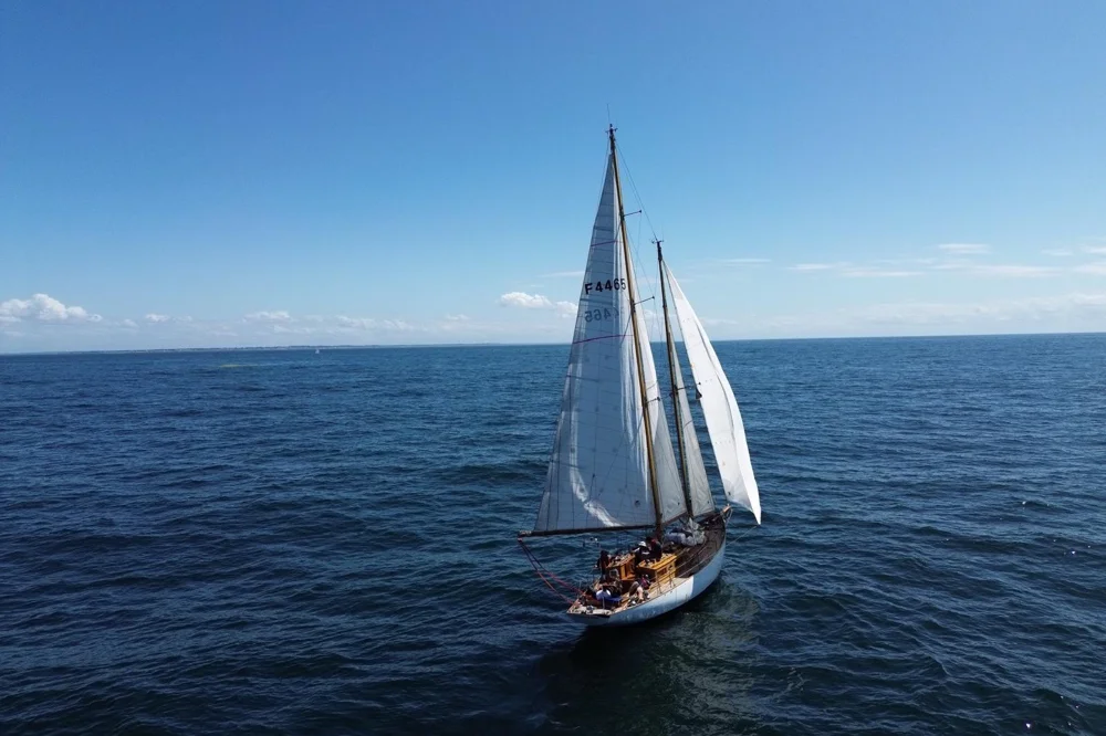 BoatPhoto.coverAlt