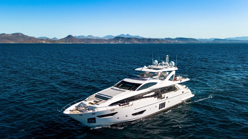 BoatPhoto.coverAlt