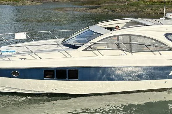 BoatPhoto.alt