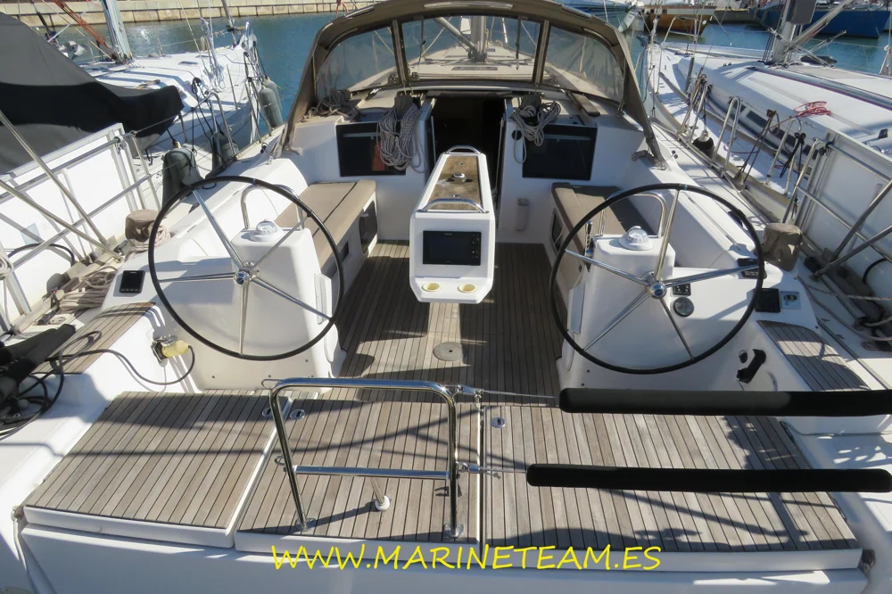 2017 Dufour 460 Grand Large for sale in Valencia, Spain, photo 4 of 5