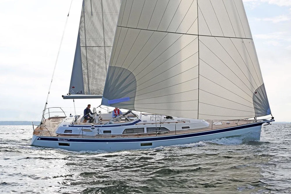 BoatPhoto.coverAlt