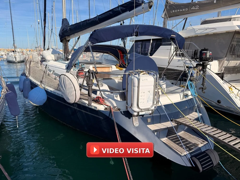 BoatPhoto.coverAlt