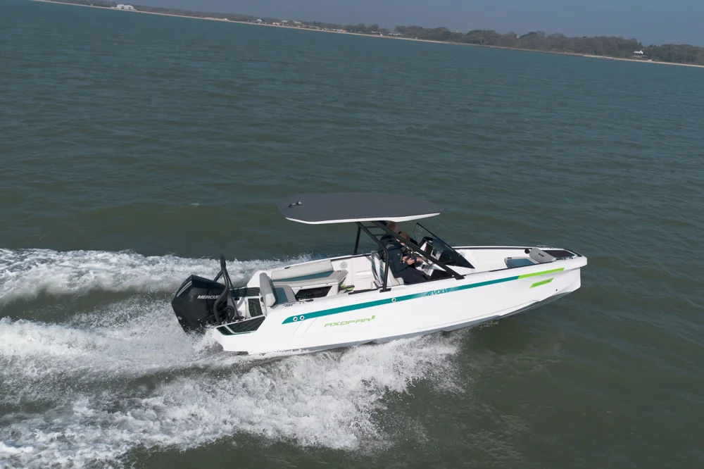 BoatPhoto.coverAlt