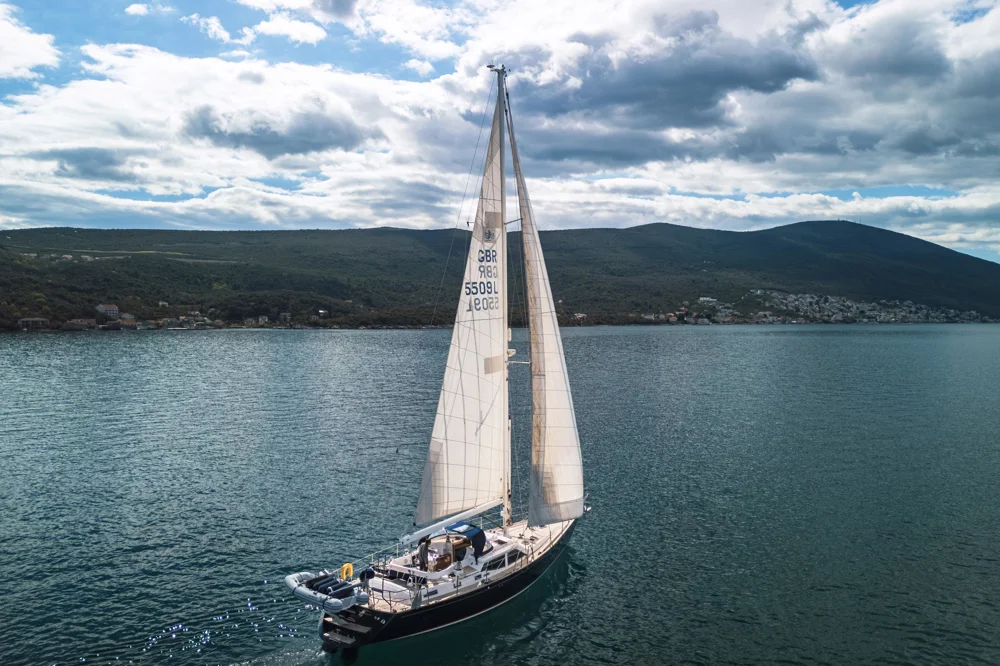 BoatPhoto.alt