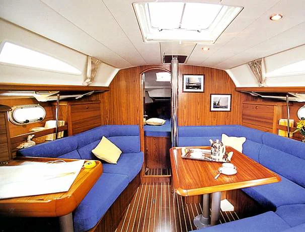 BoatPhoto.coverAlt