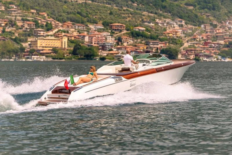 BoatPhoto.coverAlt