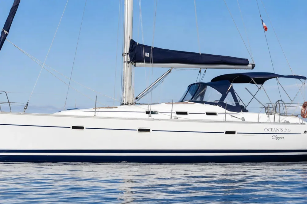 BoatPhoto.coverAlt
