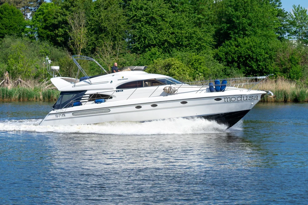 BoatPhoto.coverAlt