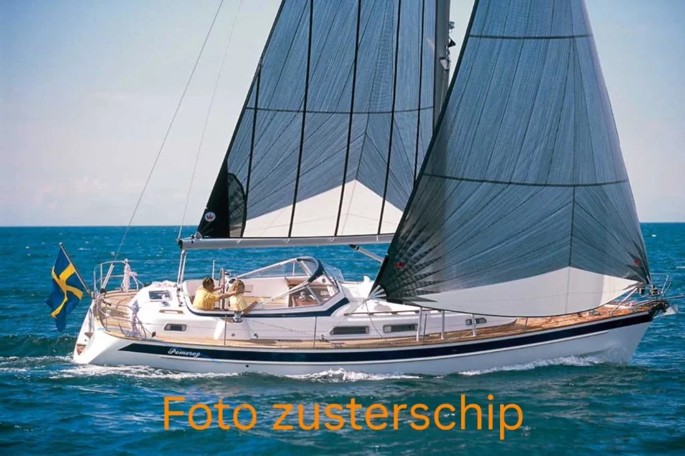 BoatPhoto.coverAlt
