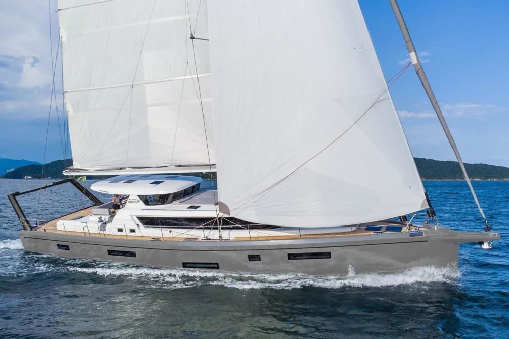 BoatPhoto.coverAlt