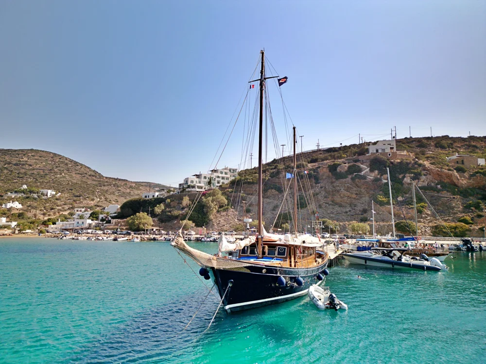 BoatPhoto.alt