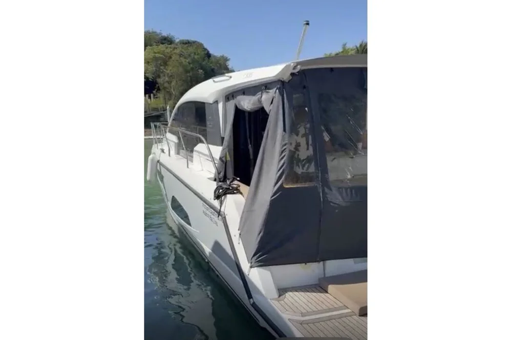 BoatPhoto.alt