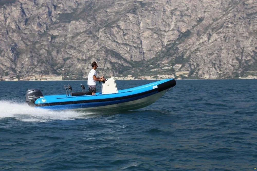 BoatPhoto.coverAlt
