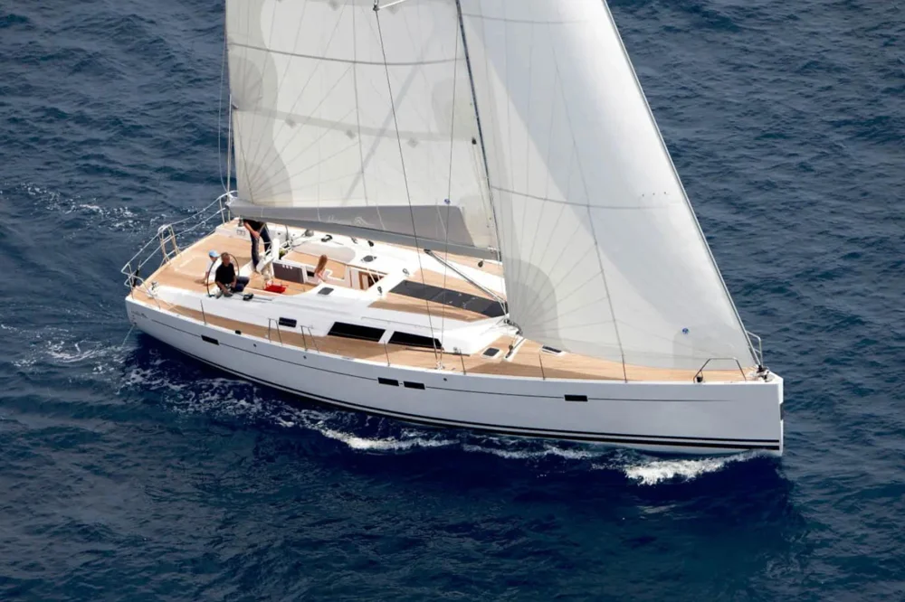 BoatPhoto.coverAlt
