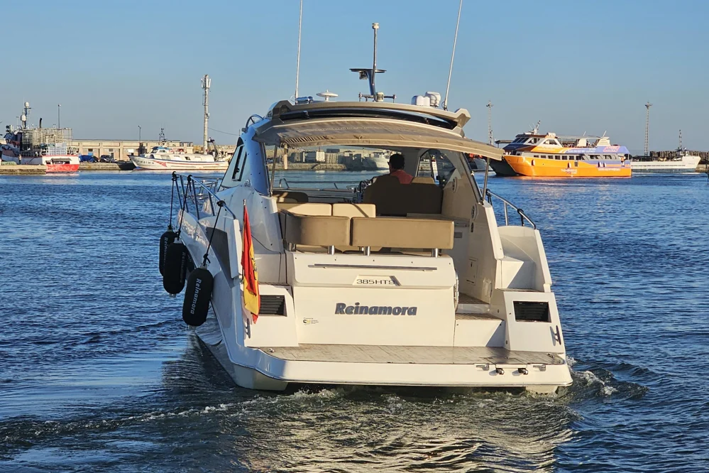 BoatPhoto.alt