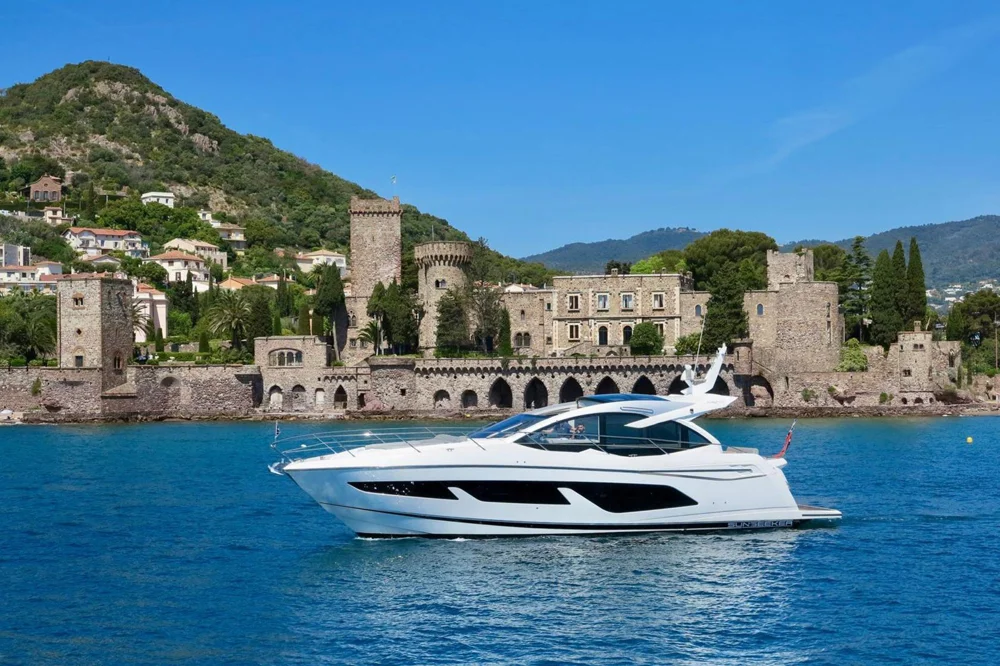 BoatPhoto.coverAlt