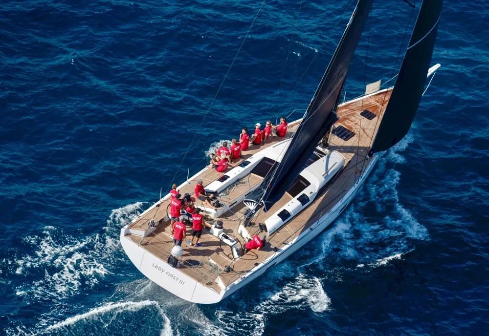 BoatPhoto.coverAlt